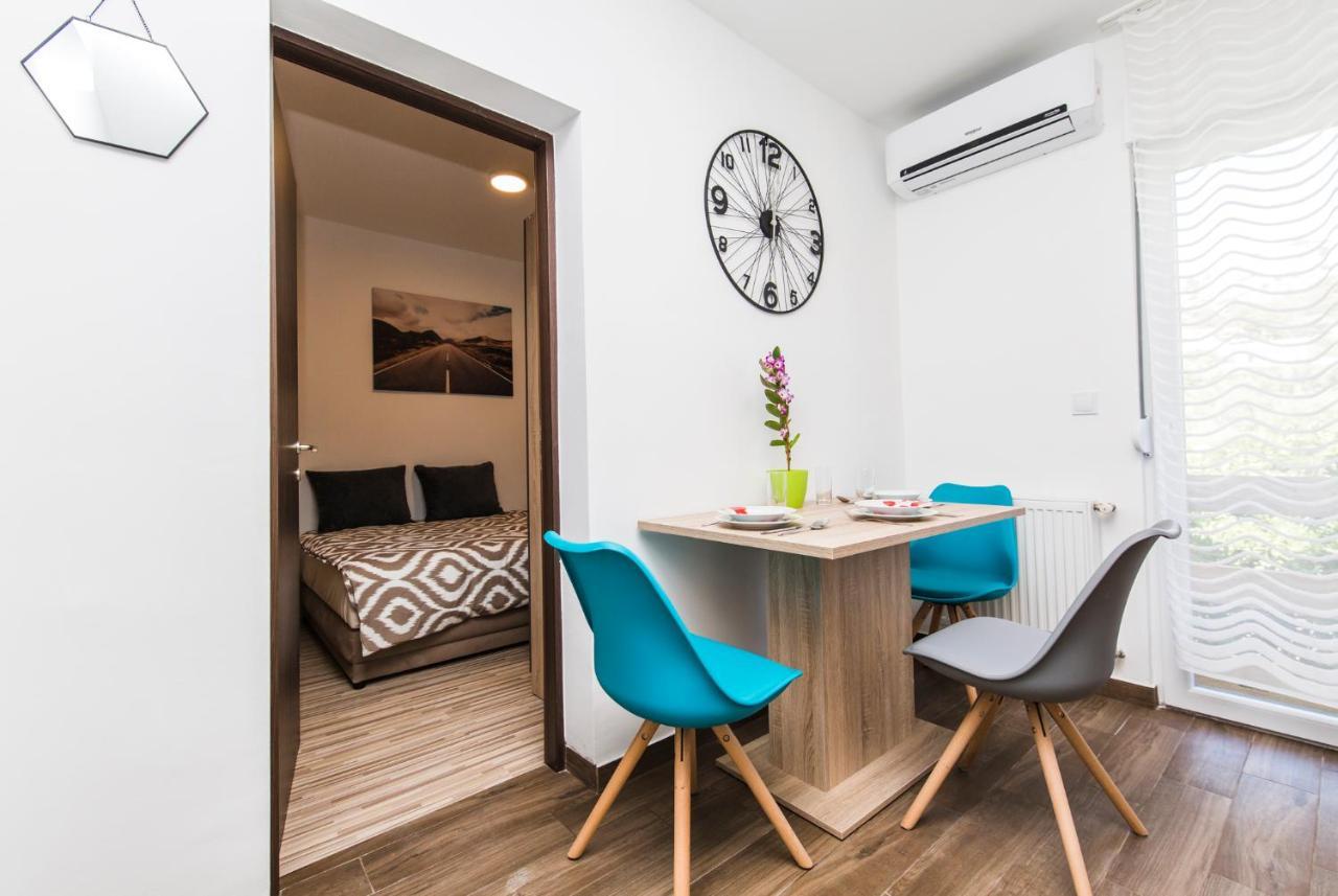 Apartmani Mabele Đảo Pag Ngoại thất bức ảnh