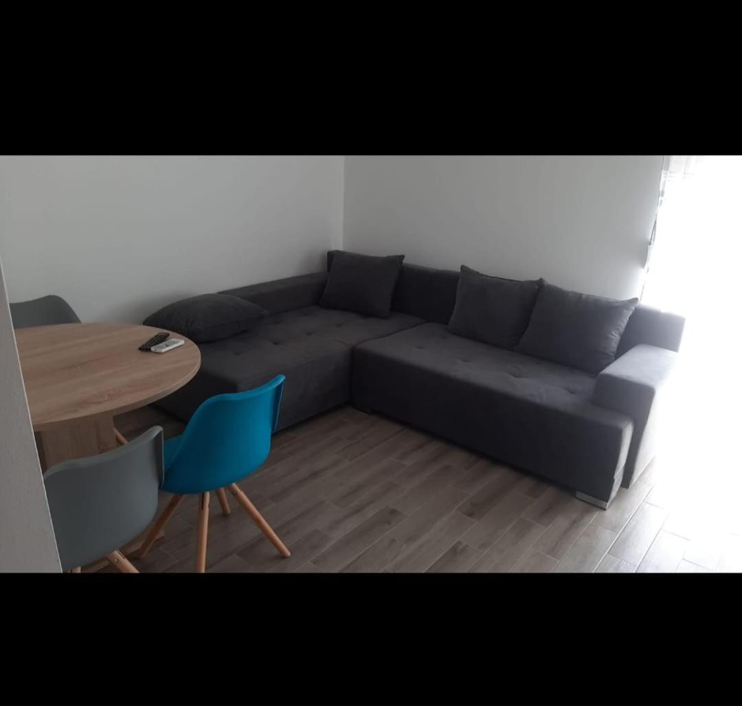 Apartmani Mabele Đảo Pag Ngoại thất bức ảnh